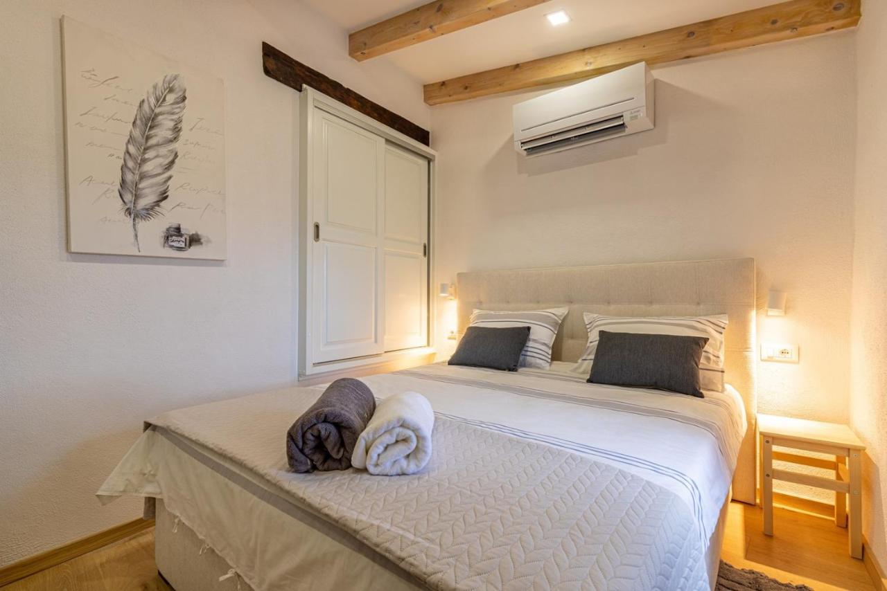 Casa Amelia In Pićan Exteriér fotografie